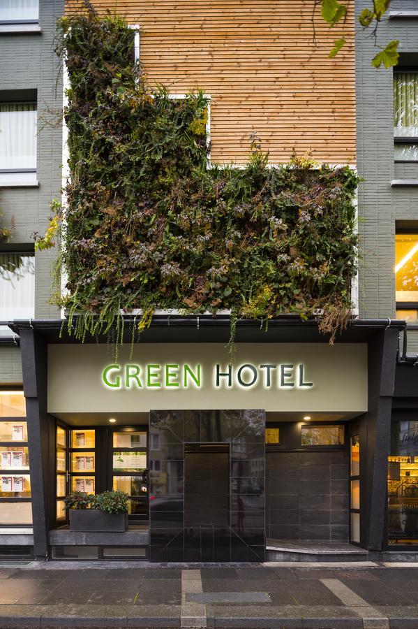 Green Hotel Генк Экстерьер фото