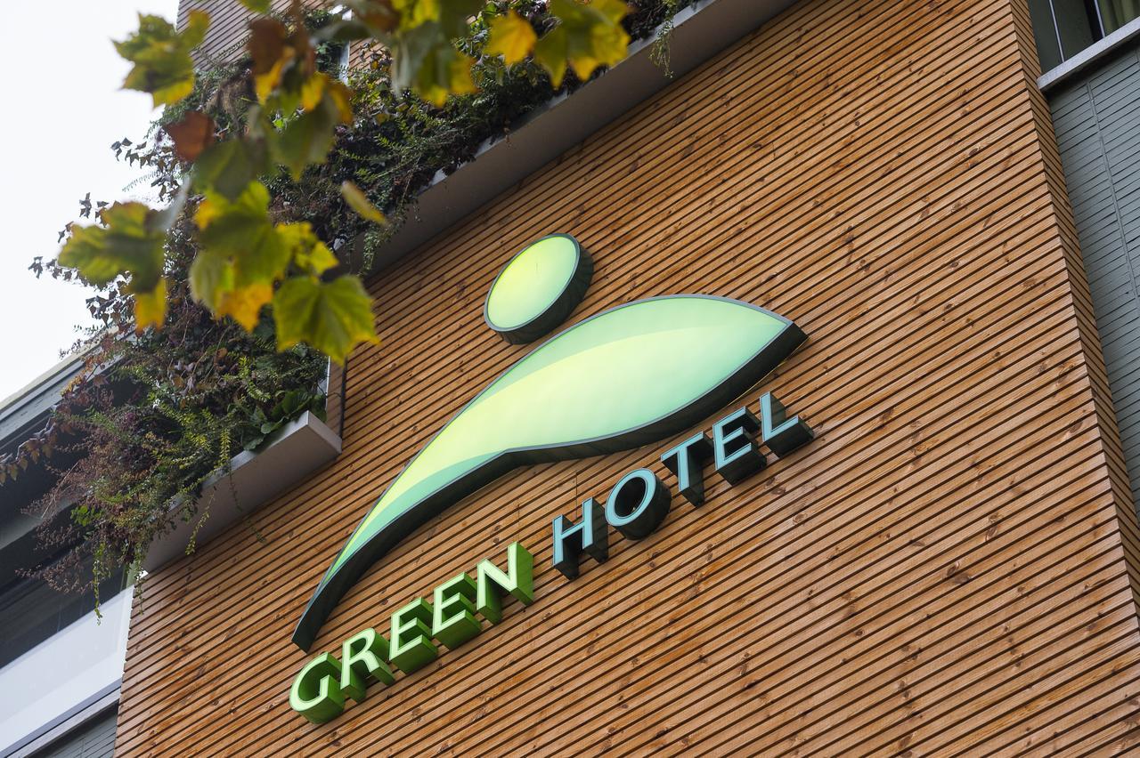 Green Hotel Генк Экстерьер фото